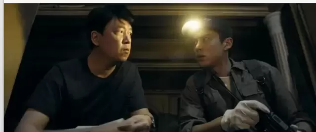 《黑夜告白》首播3集,潘粤明王鹤棣演绎18年跨代追凶 | 现场图 《黑夜告白》首播3集,潘粤明王鹤棣演绎18年跨代追凶 | 现场图