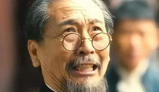 林长庚凭“七哥”一角引爆热搜,《八千里路》配角成观众情绪爆破点 | 资讯配图 林长庚凭“七哥”一角引爆热搜,《八千里路》配角成观众情绪爆破点 | 资讯配图