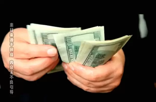 程序员奥伦·佩利用1.5万美元拍出《鬼影实录》获1.9亿票房 | 资讯配图