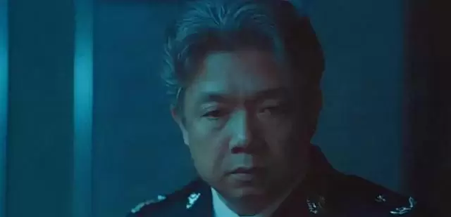 《黑网》叶剑举报信引爆荣城集团黑账，周卫东真实身份浮出水面 | 资讯配图
